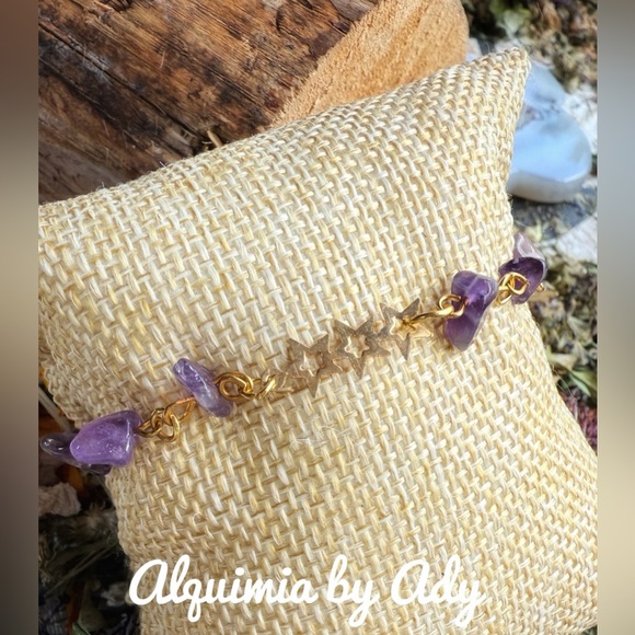 AMETHYST CHARM ADORNED GOLD BRACELET - Picture 1 of 2